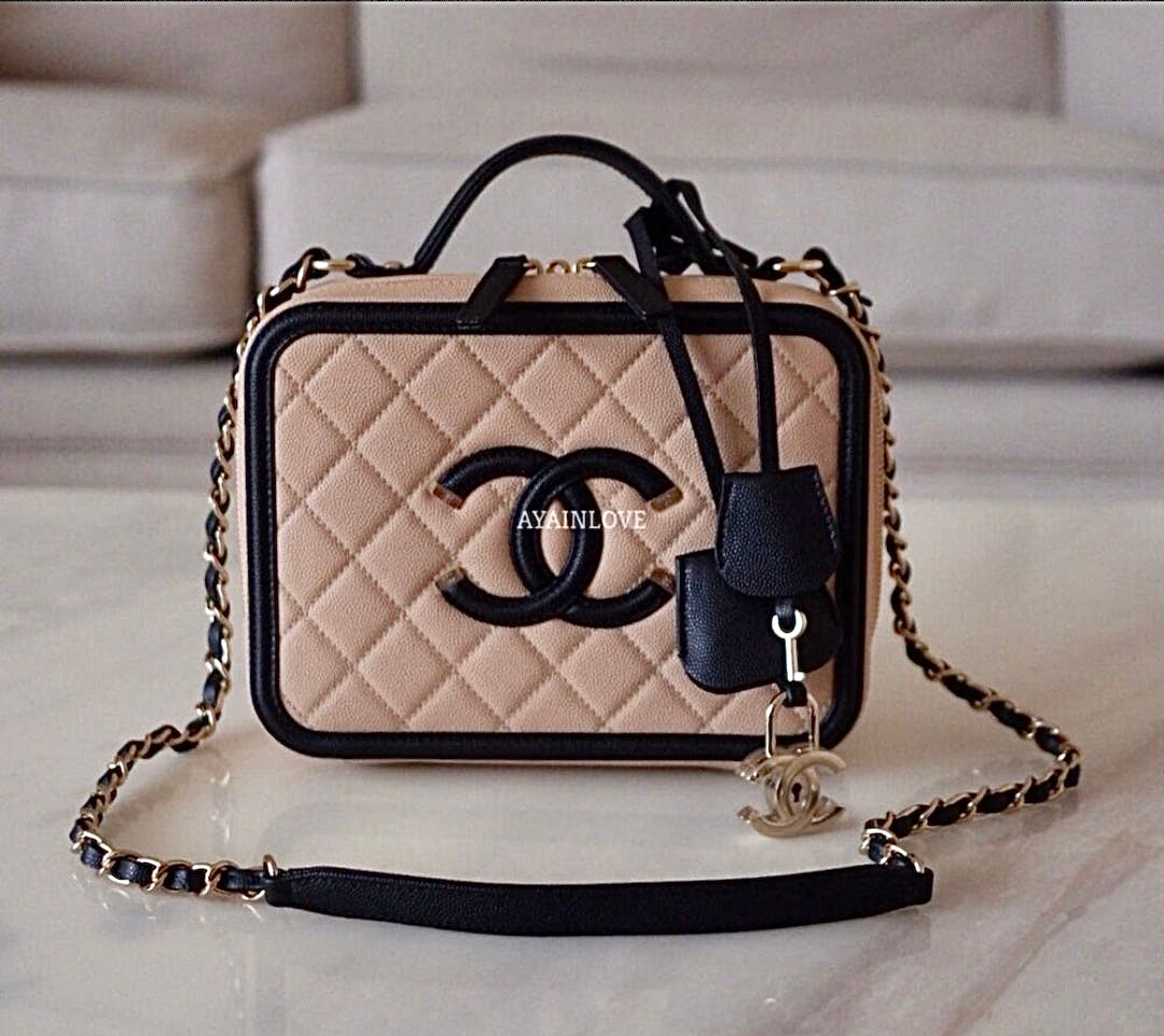 Chanel - Vanity Case Beige & Black