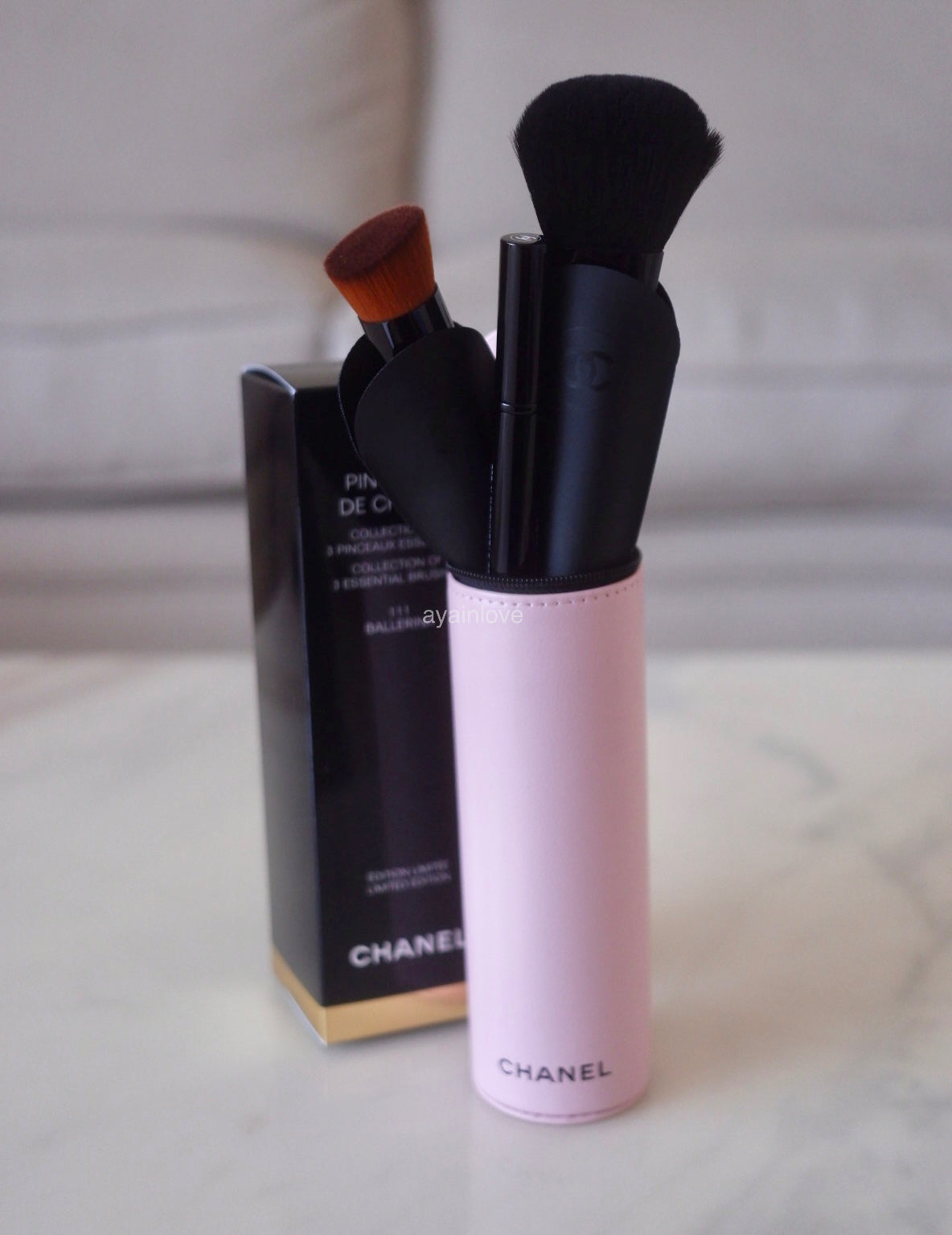 CHANEL Colour Codes Pink Ballerina Brush Set (3 Brushes) and Mirror