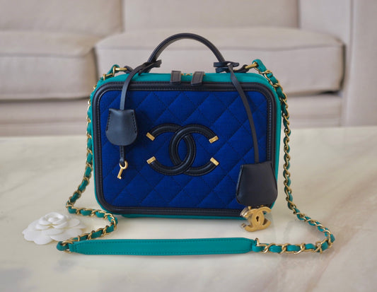 CHANEL Filigree Multicolour Blue Turquoise Cotton Calfskin Leather Medium Vanity Case Gold Hardware