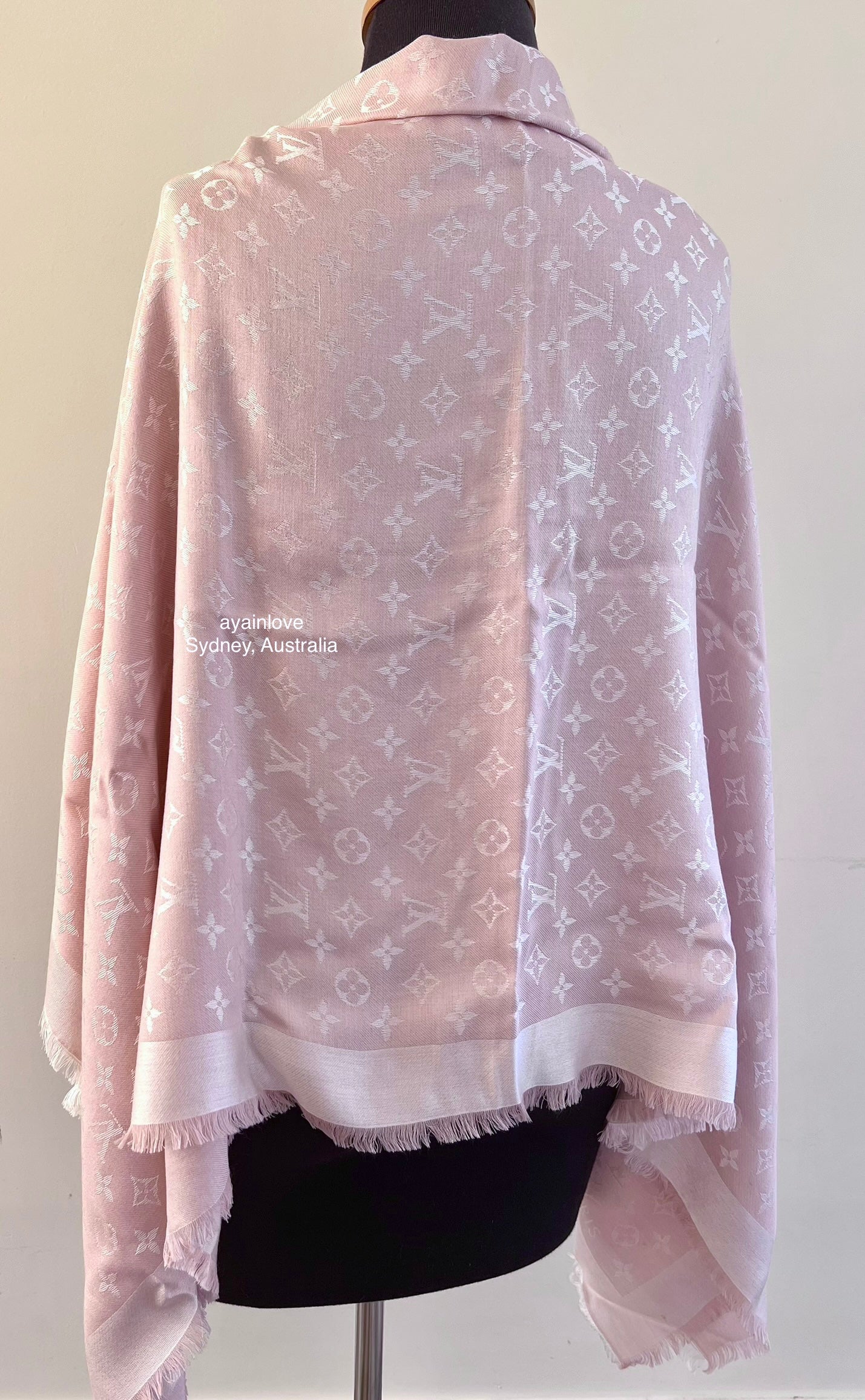 LOUIS VUITTON LV Monogram Denim Rose Light Pink M72046 Silk Wool Large Shawl Scarf Stole