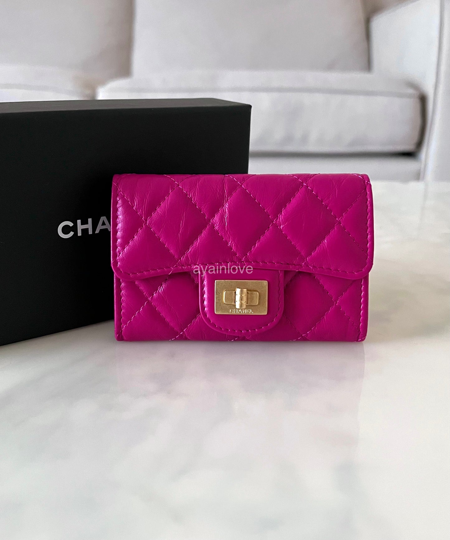 CHANEL 22A Dark Pink Fuchsia Calfskin Reissue Snap Card Holder Brushed Gold Hardware