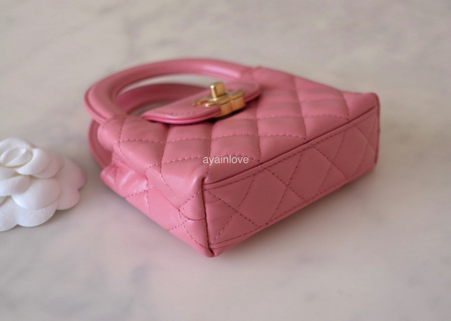 Pale Pink Patent Ring Chain Clutch Bag