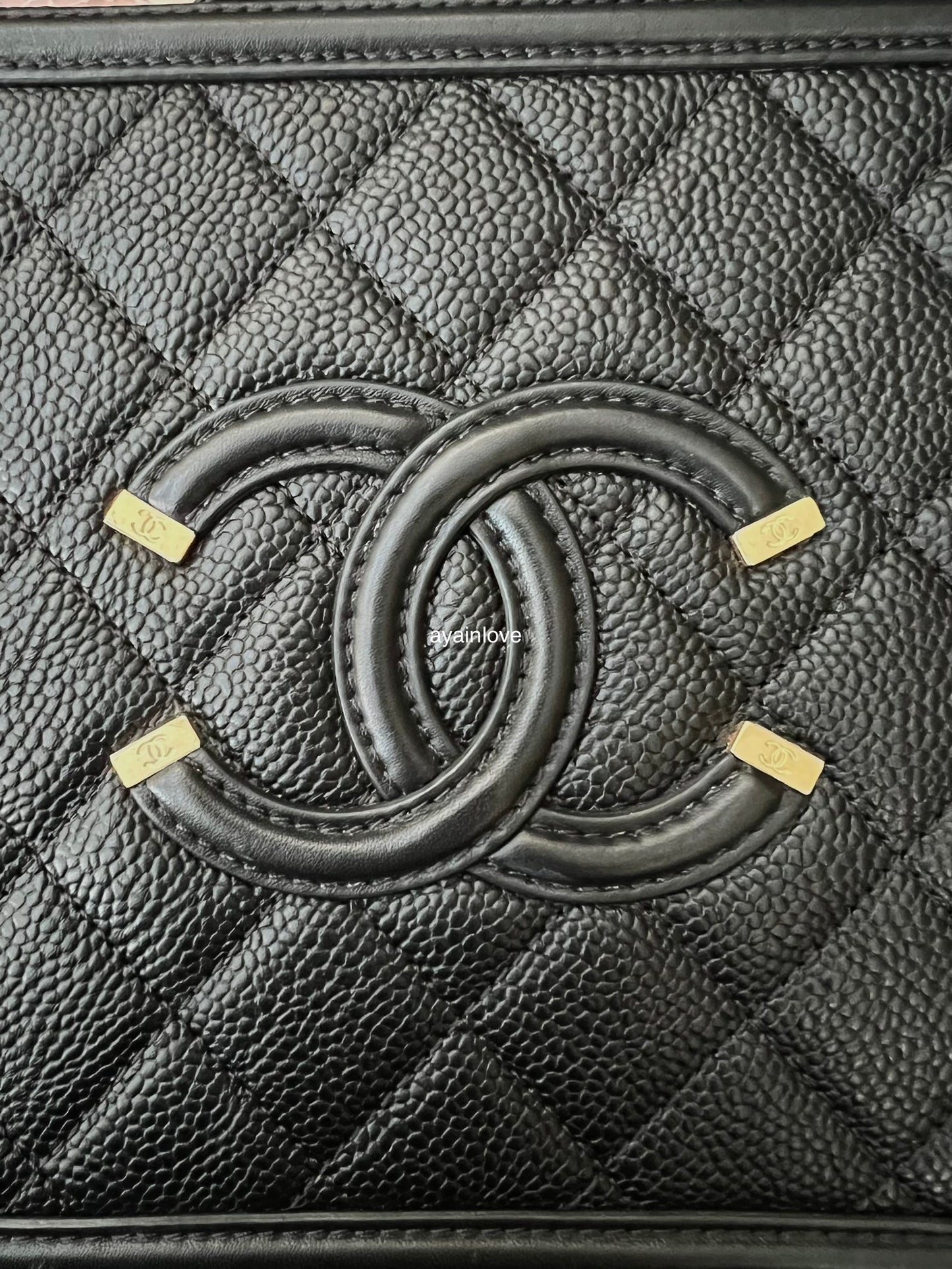 CHANEL Filigree Black Caviar Medium Vanity Case Brushed Gold Hardware