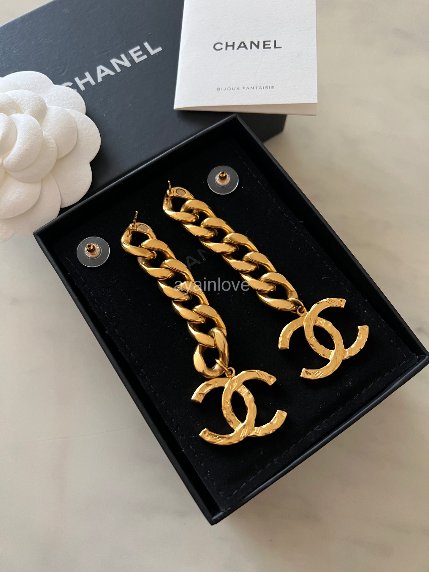 CHANEL 20P Chain Large CC Earrings Gold Hardware