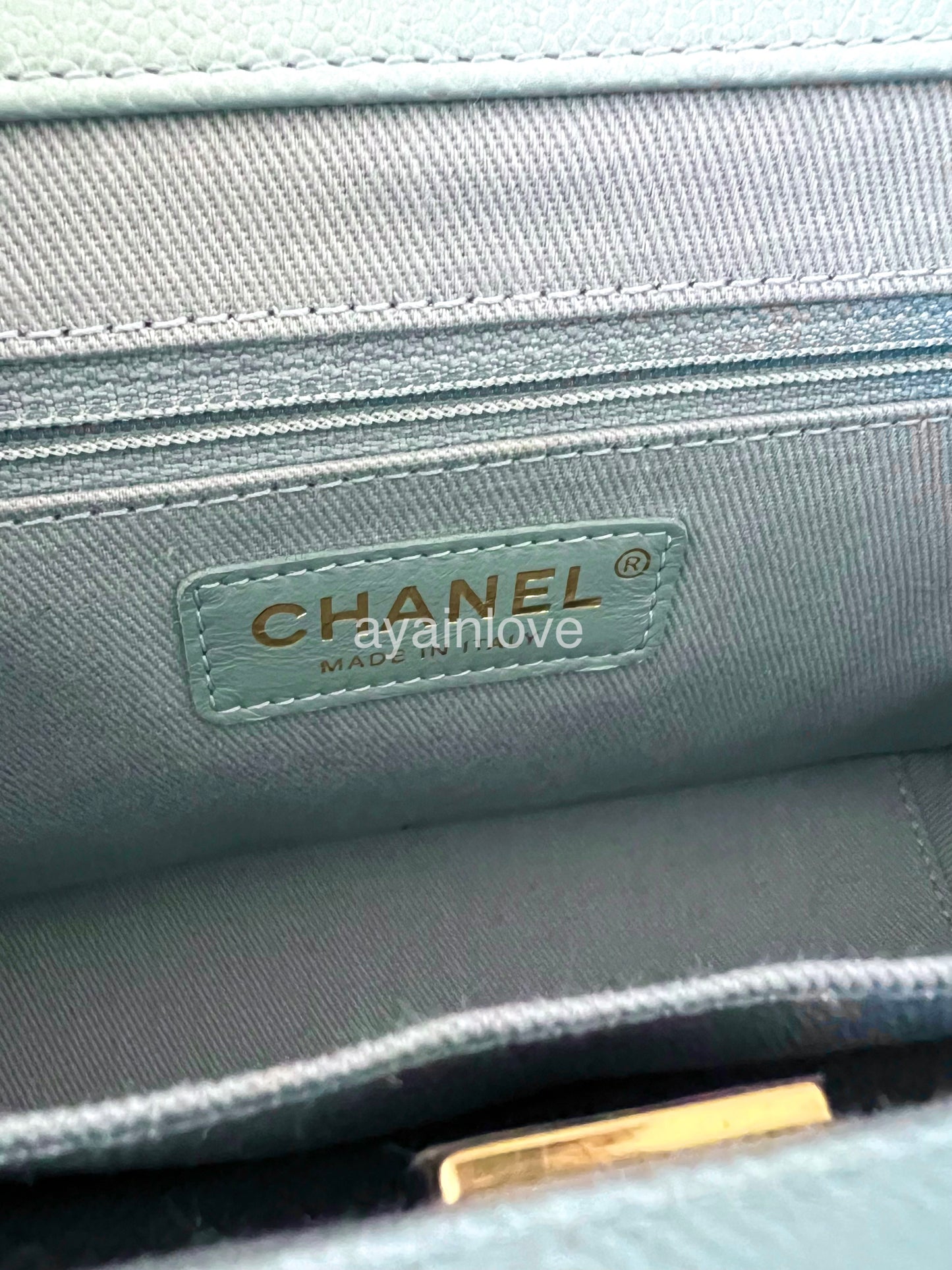 CHANEL 22P Light Blue Caviar Medium Business Affinity Light Gold Hardware