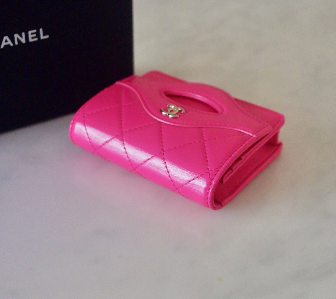 CHANEL 31 Hot Pink Shiny Calfskin Flap Card Holder Light Gold Hardware