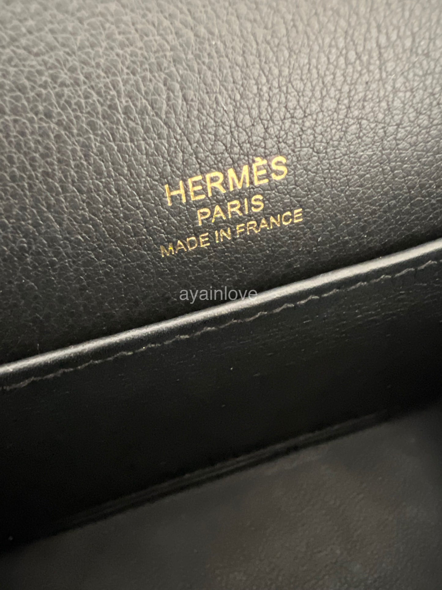 HERMES Geta Black Noir Chevre Mysore Goat Skin Gold Hardware Z Stamp