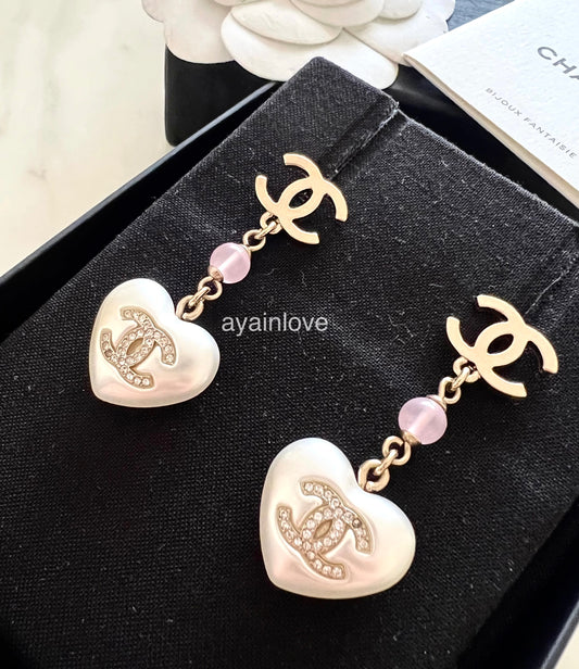 CHANEL 21B Heart Pearl Crystal CC Drop Earrings Light Gold Hardware