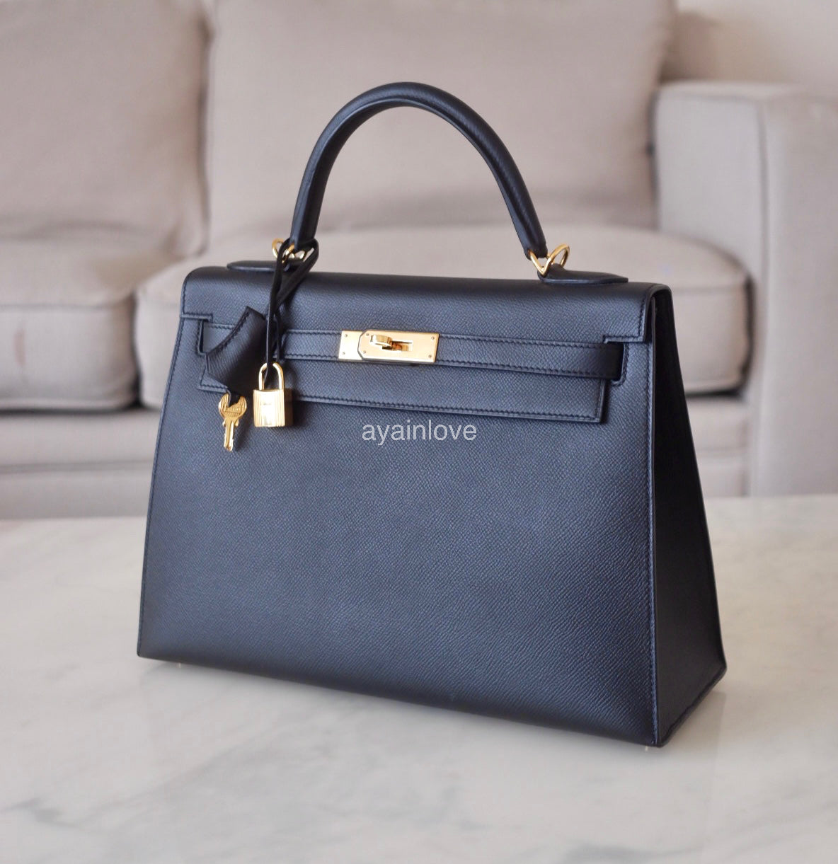 HERMES Kelly 32 Noir Black Epsom Sellier Gold Hardware X Stamp