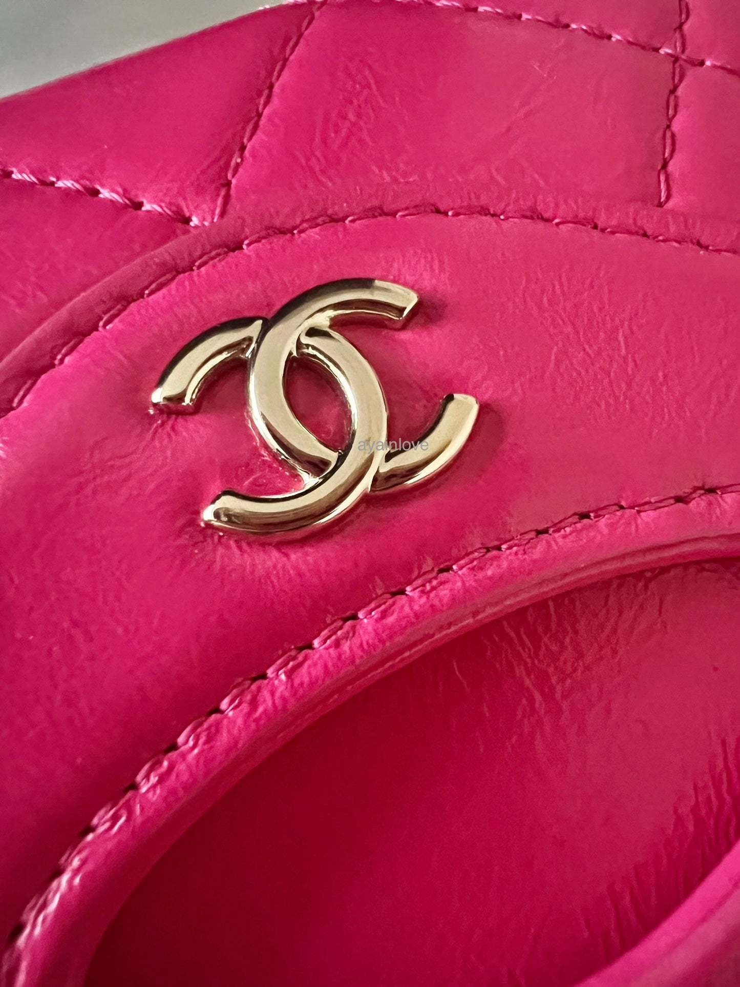 CHANEL 31 Hot Pink Shiny Calfskin Flap Card Holder Light Gold Hardware