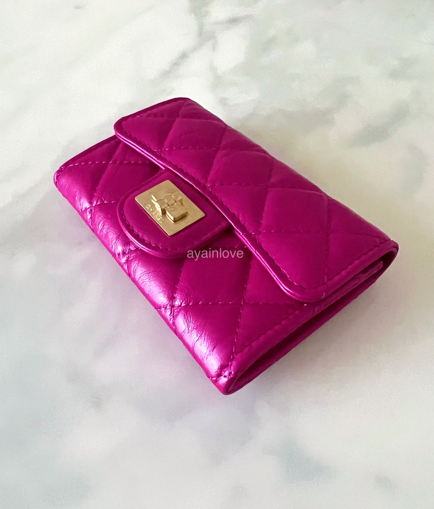 CHANEL 22A Dark Pink Fuchsia Calfskin Reissue Snap Card Holder Brushed Gold Hardware