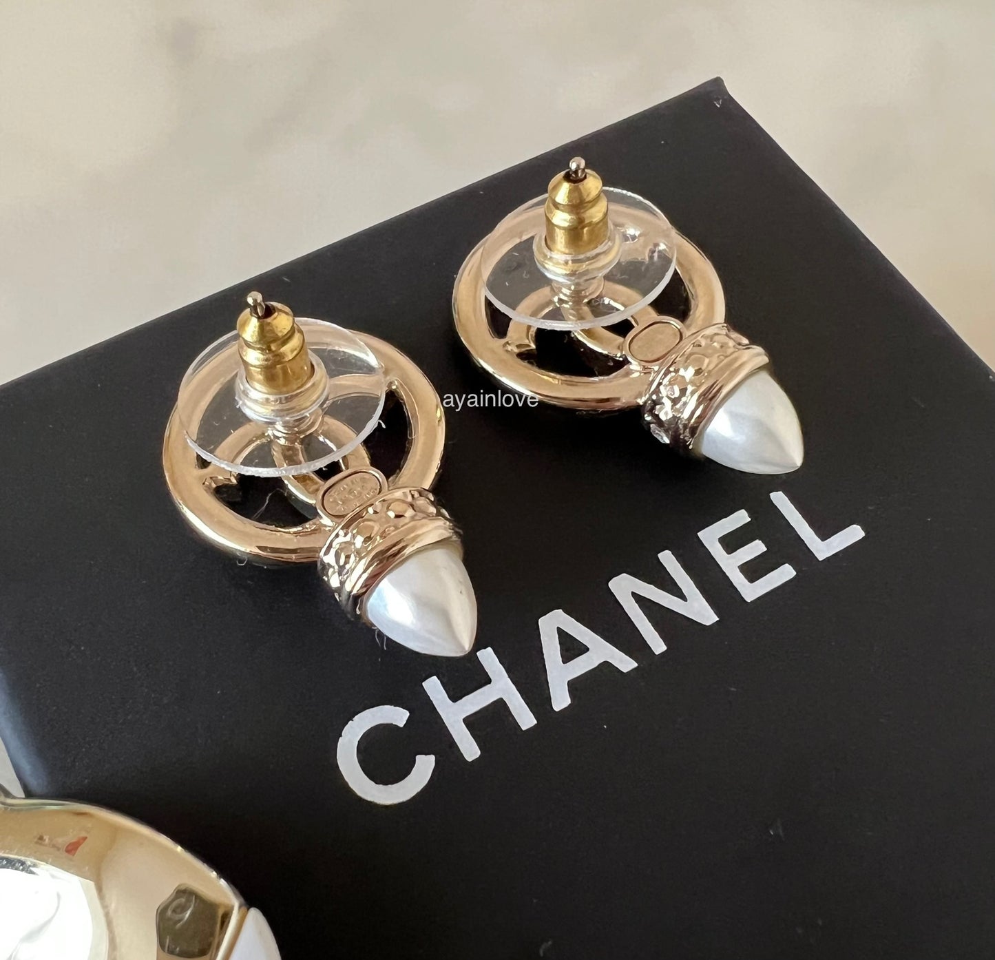 CHANEL 22C Round CC Crystal Stud Earrings Light Gold Hardware