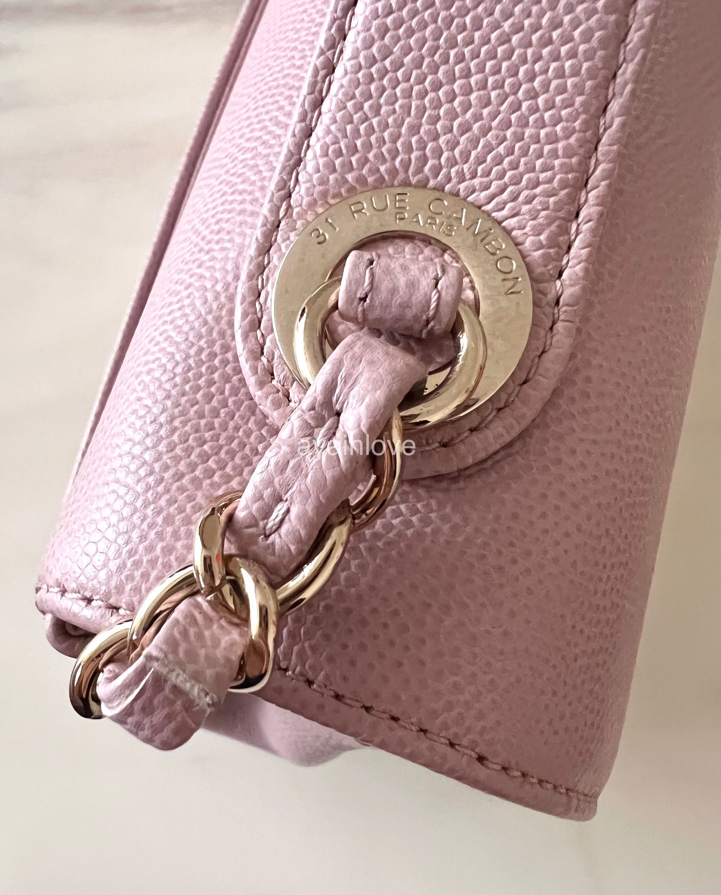 CHANEL Light Pink Caviar Small Business Affinity Light Gold Hardware