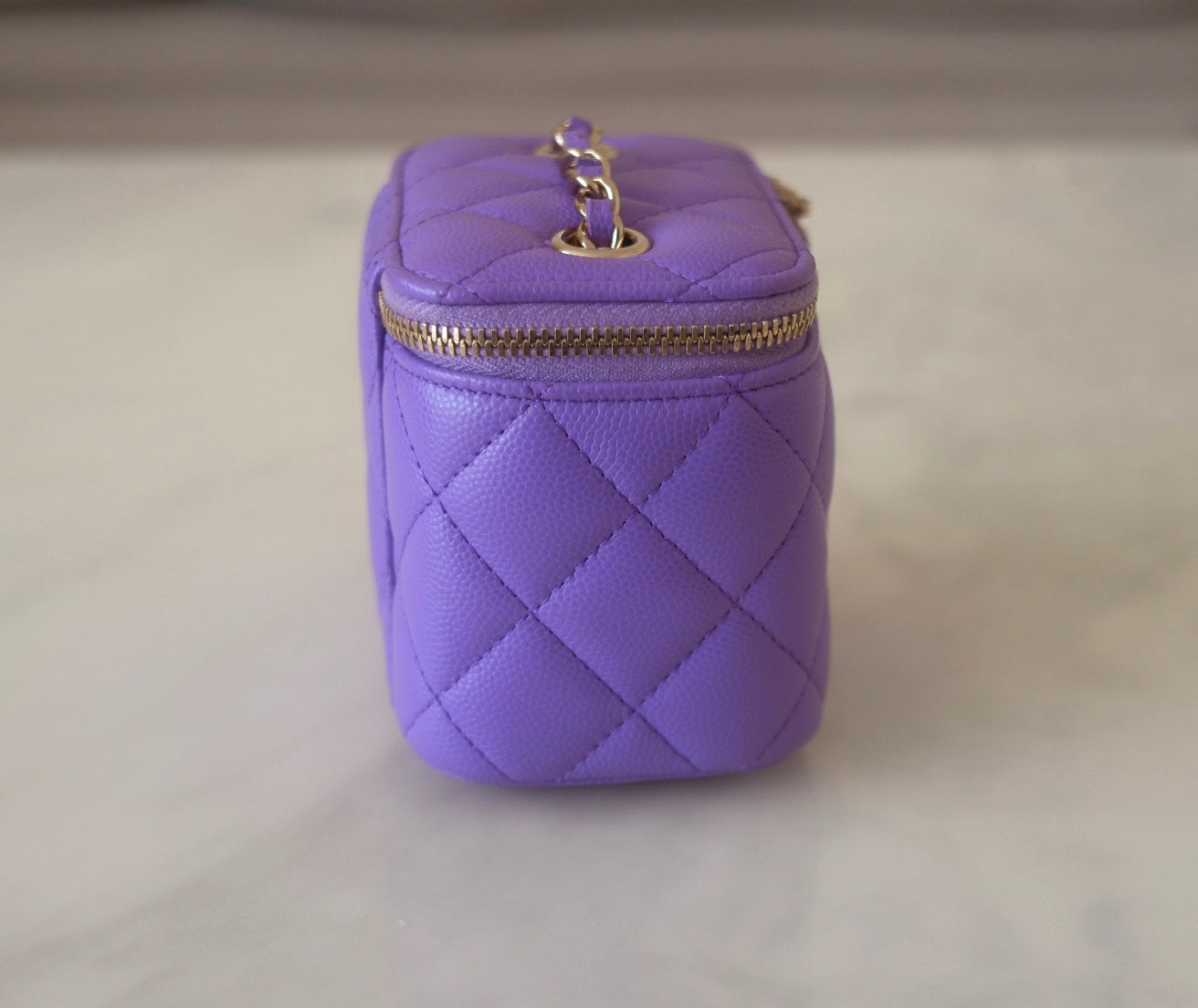 Purple vanity online case