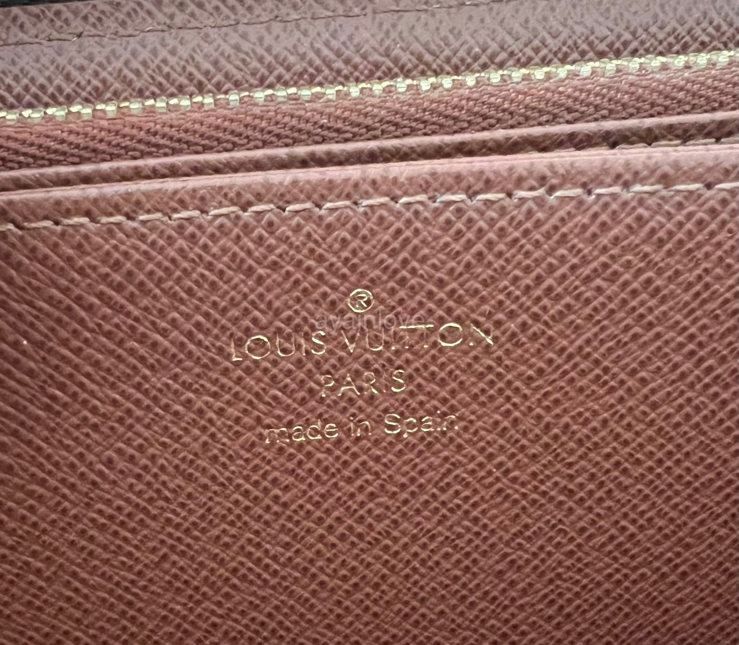 LOUIS VUITTON LV Zippy Medium Monogram Wallet Gold Hardware