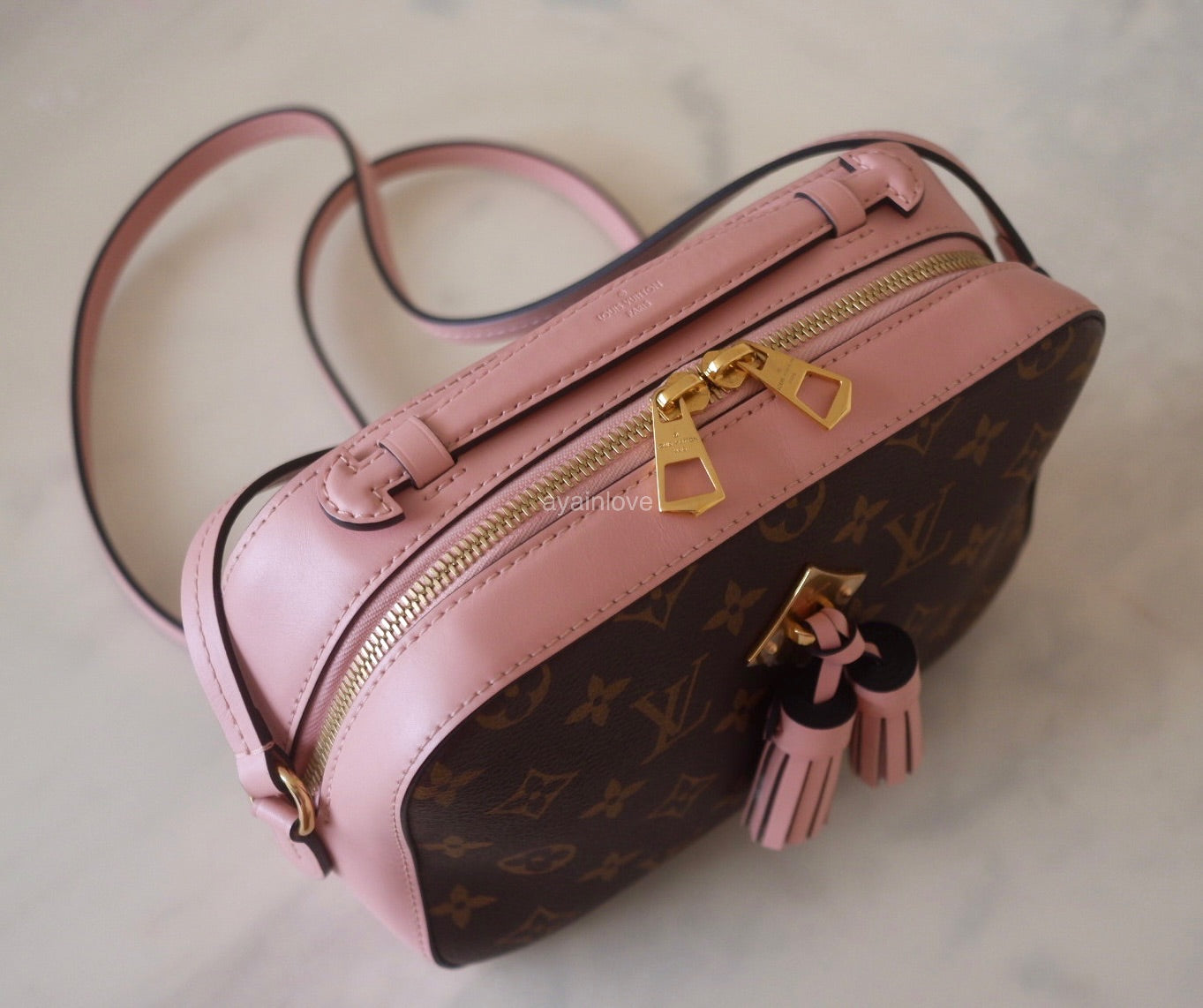 LOUIS VUITTON Saitonge Monogram Pink Rose Poudre Calf Skin Leather Gold Hardware