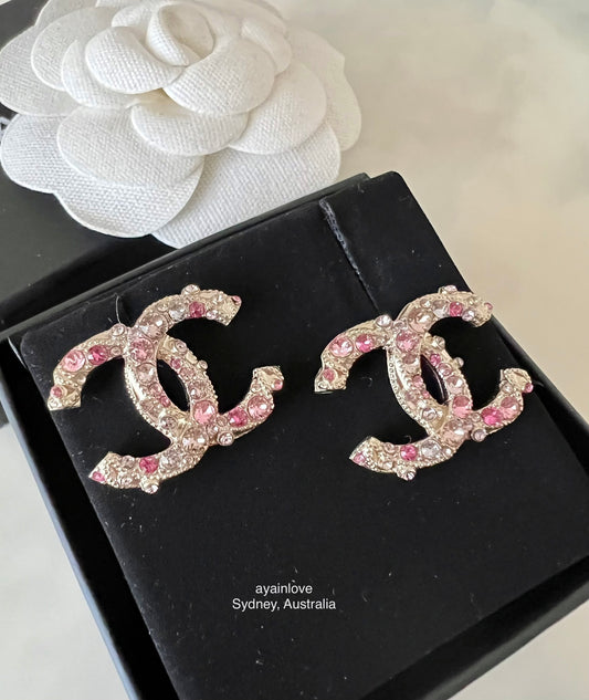 CHANEL 19S Pink Crystal Medium CC Stud Earrings Light Gold Hardware