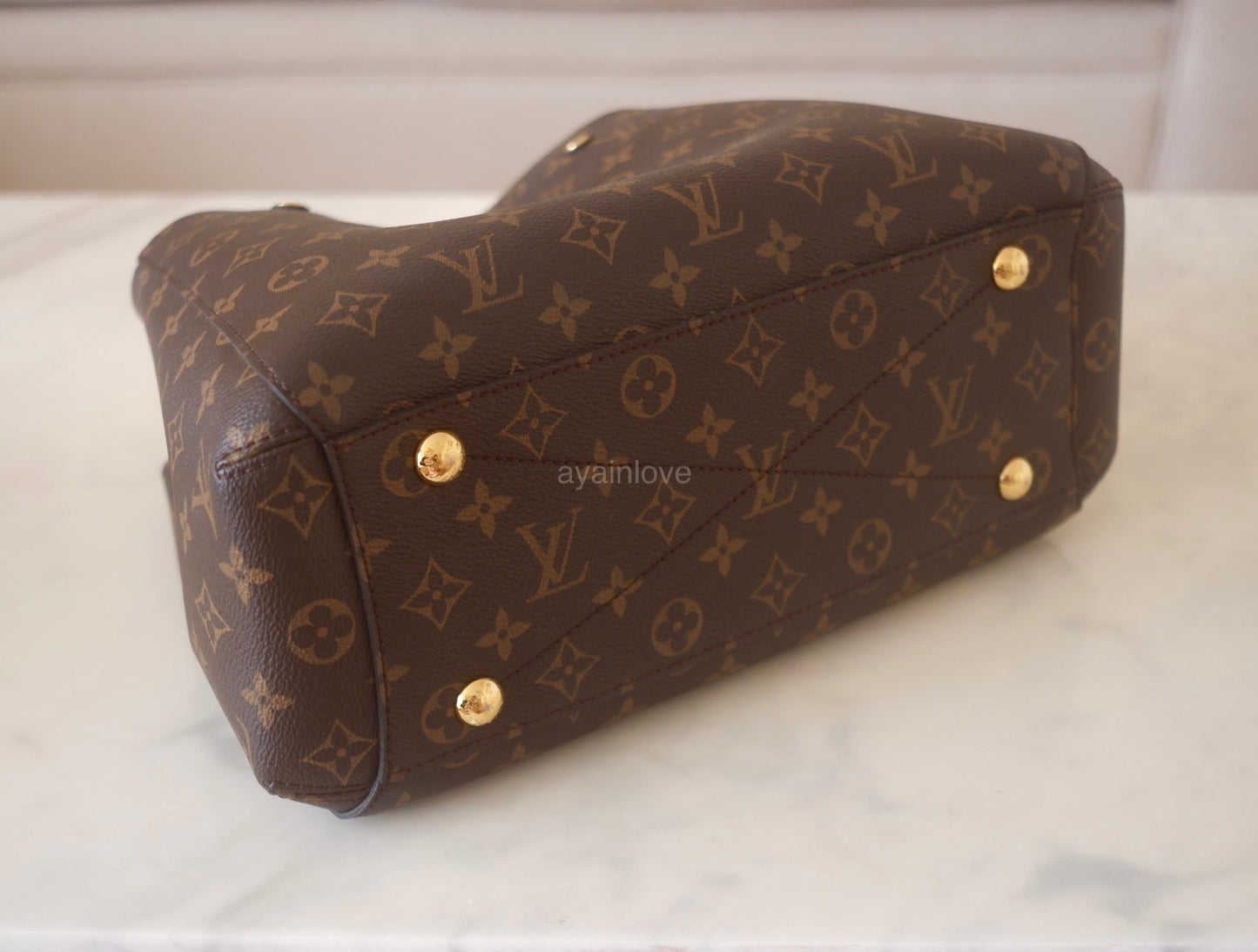 LOUIS VUITTON LV Monogram Montaigne MM Gold Hardware – AYAINLOVE CURATED  LUXURIES