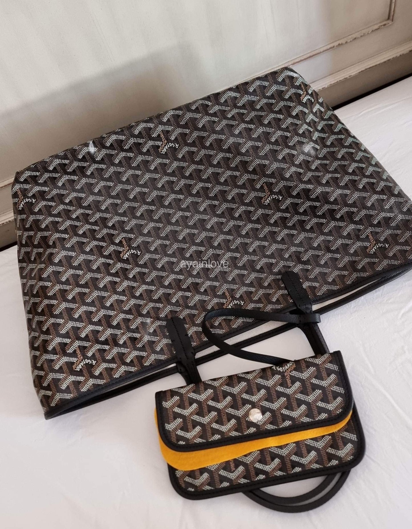 GOYARD St Saint Louis PM Black Tote Bag plus GOYARD Nécessaire Bag Organizer