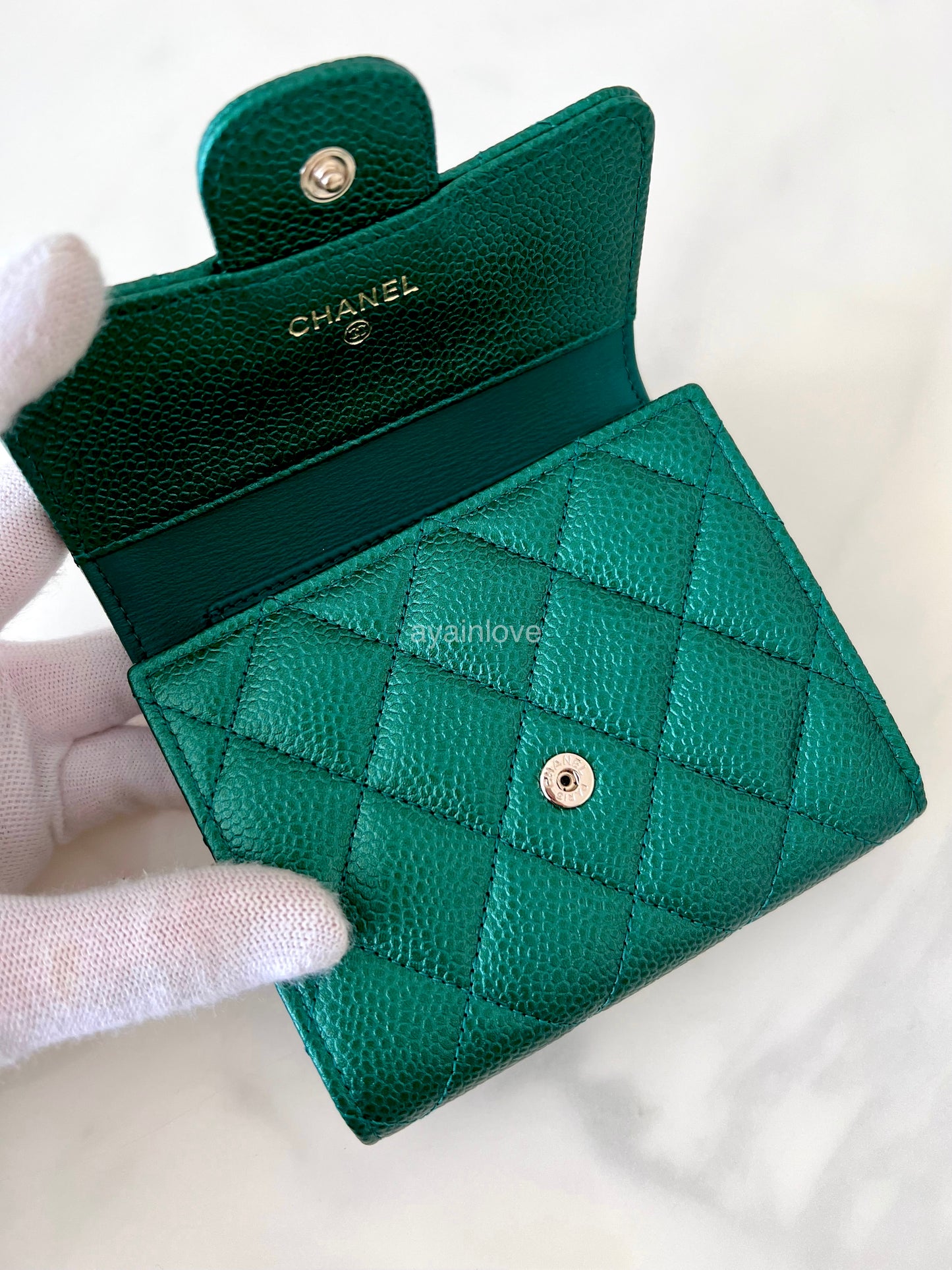 CHANEL 18S Iridescent Green Caviar Trifold Wallet Light Gold Hardware