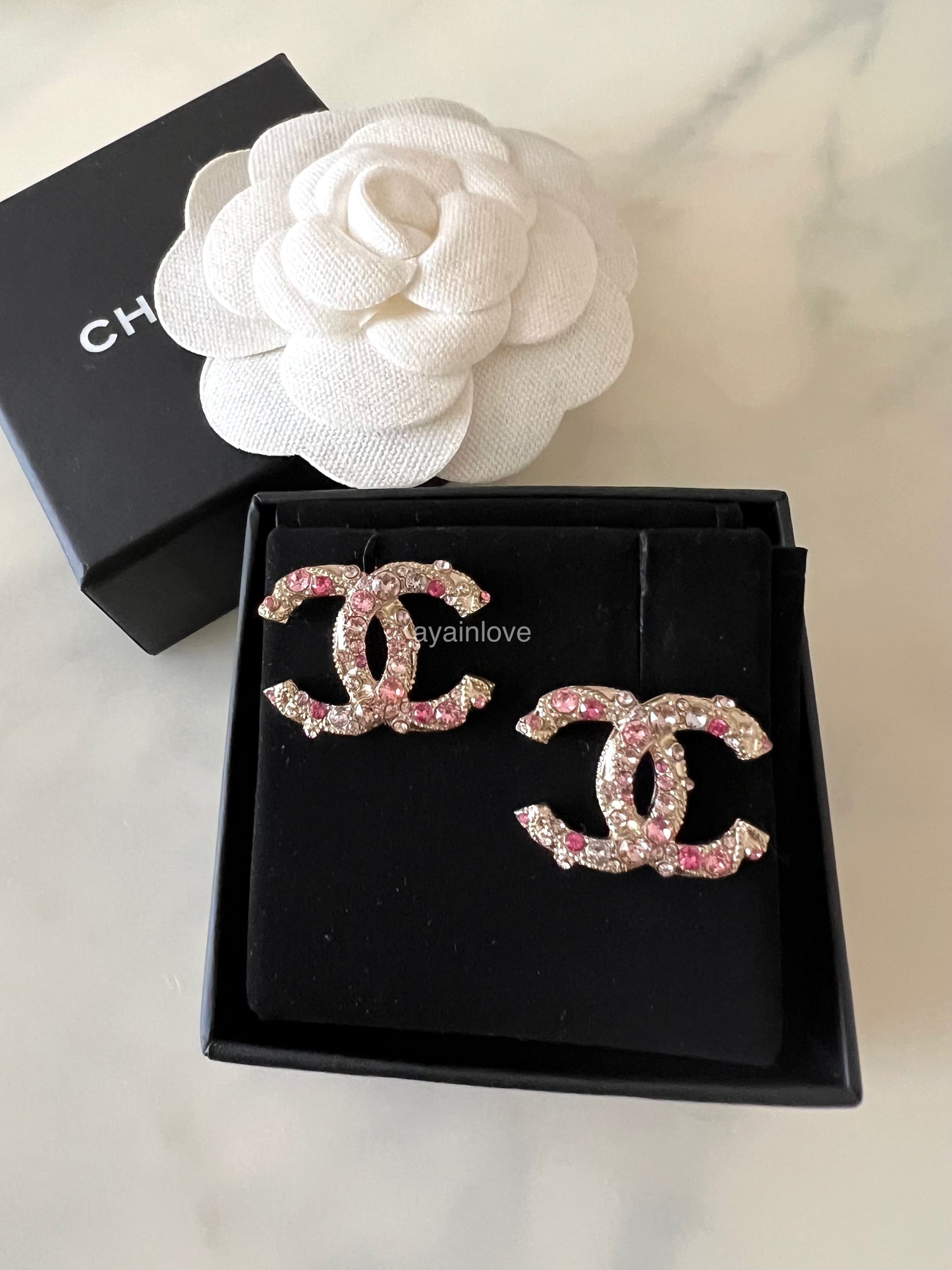 CHANEL 19S Pink Crystal Medium CC Stud Earrings Light Gold Hardware