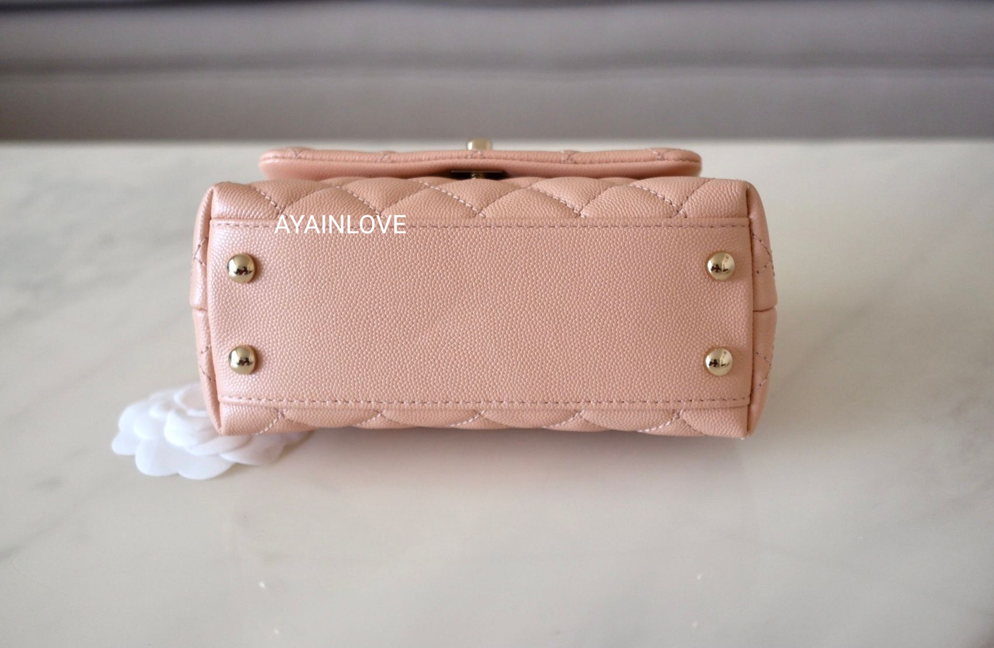 CHANEL 21P Light Pink Caviar Coco Handle Extra Mini 19cm Light Gold Hardware