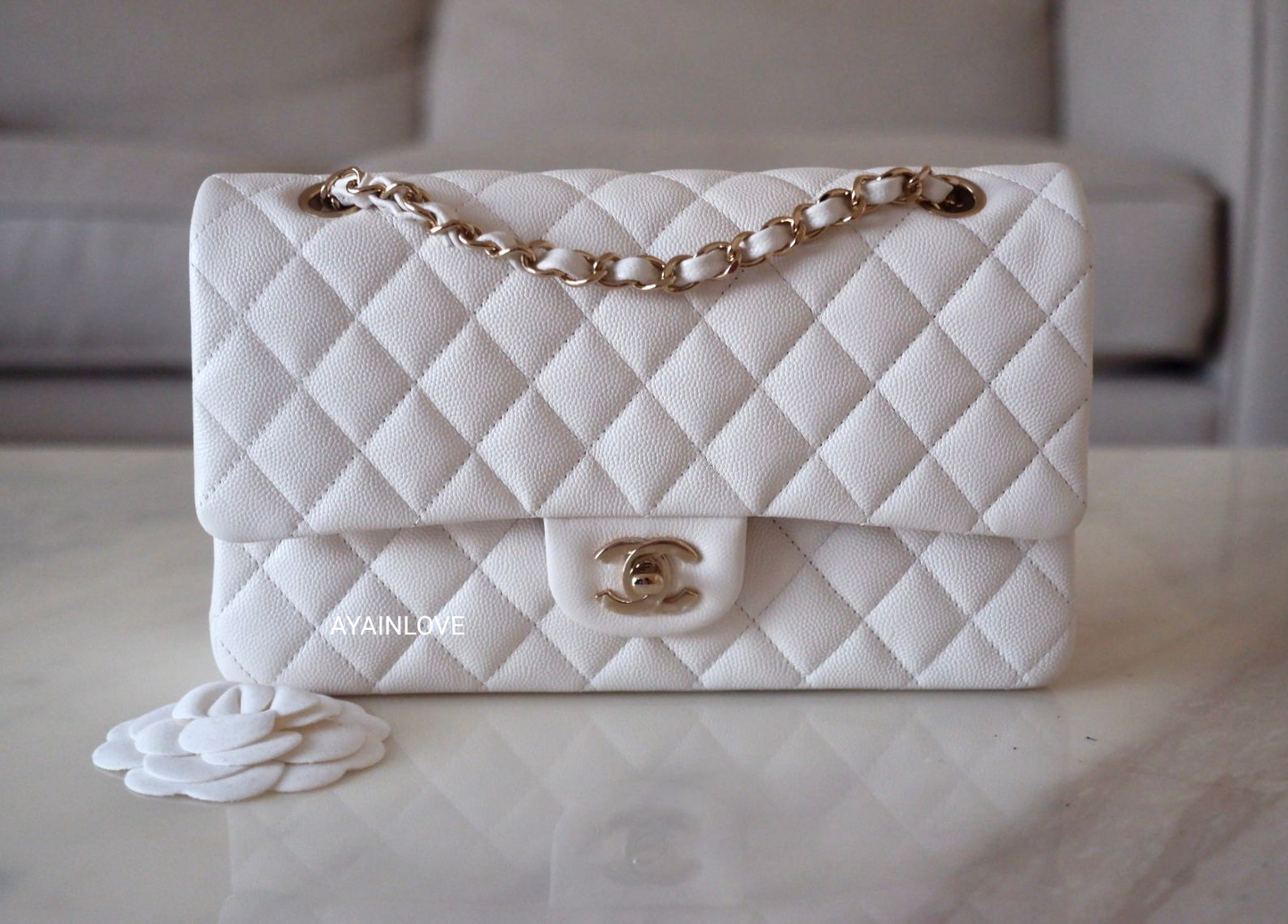 CHANEL 21S WHITE CAVIAR MEDIUM CLASSIC FLAP LIGHT GOLD HARDWARE