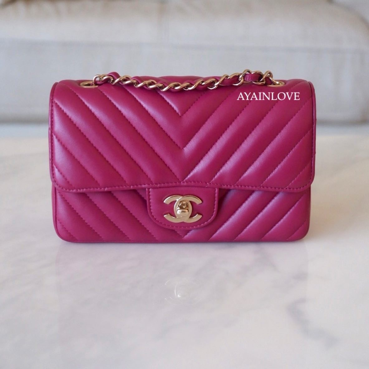 CHANEL 18B Raspberry Pink Lambskin Rectangular Mini Light Gold Hardware