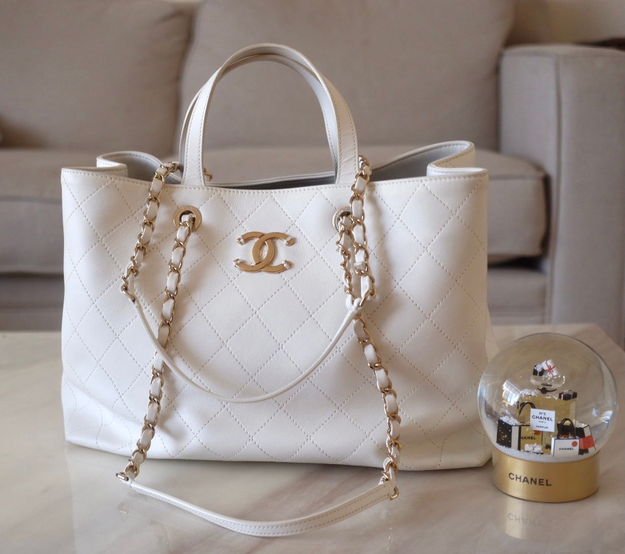 CHANEL 19P White Bull Skin Tote Medium Shopping Bag Gold Hardware