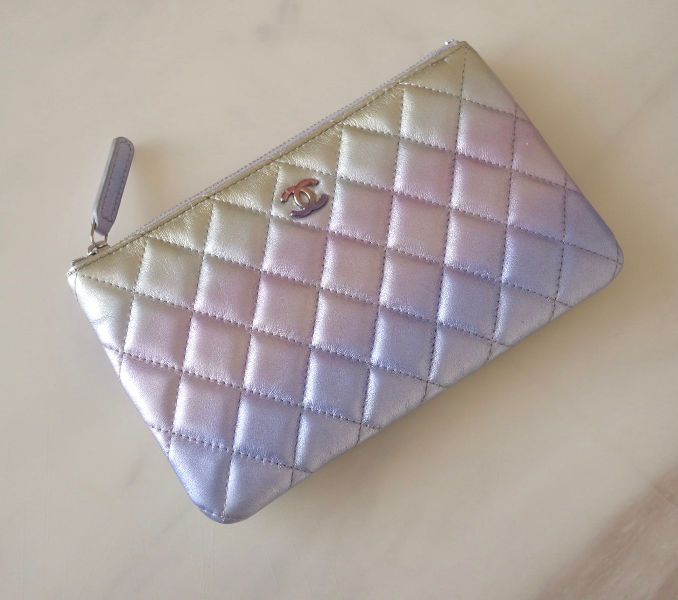 CHANEL 21K Iridescent Ombre Purple Calf skin Small O Case CC Rainbow Hardware