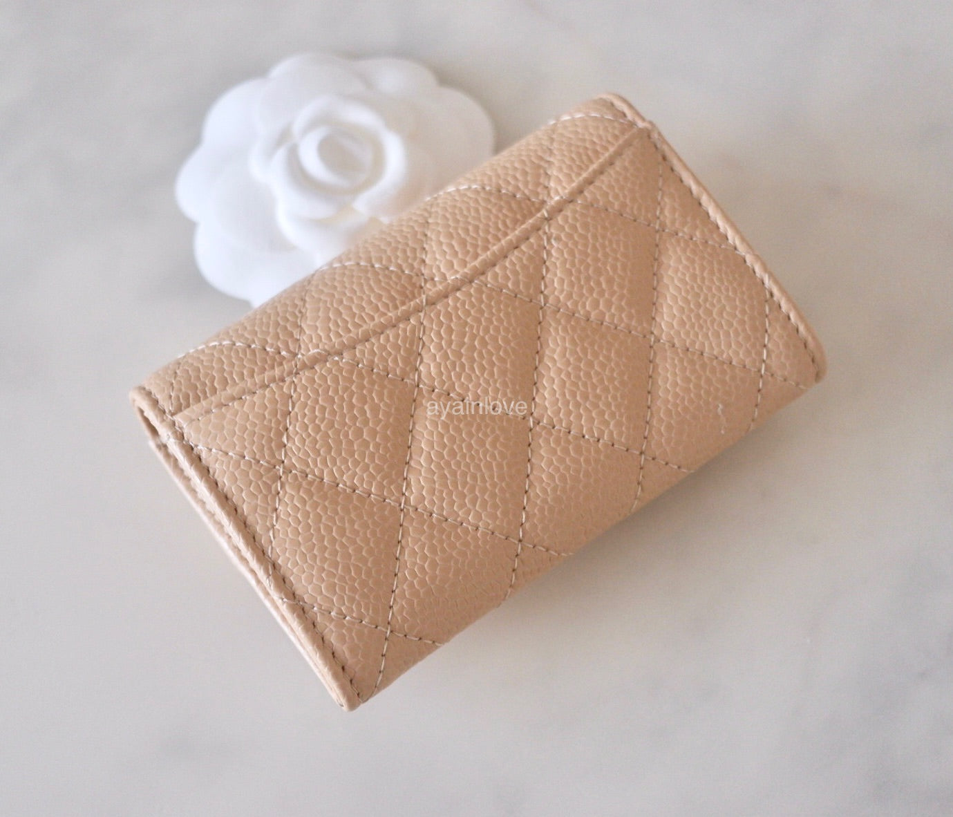 Chanel caviar card online holder price