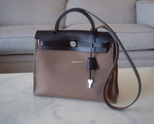 HERMES Herbag Zip 31 Etoupe Palladium Hardware R Square Stamp