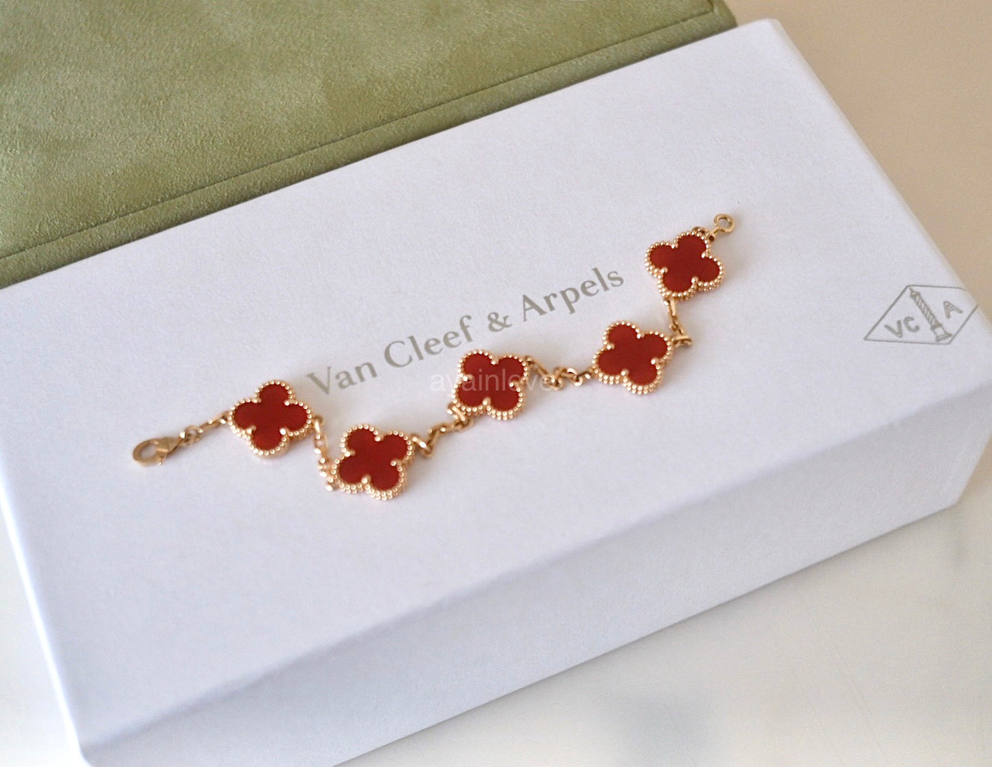 Van Cleef Arpels VCA 5 Motifs Bracelet Carnelian 18KT Yellow Gold Vintage Alhambra