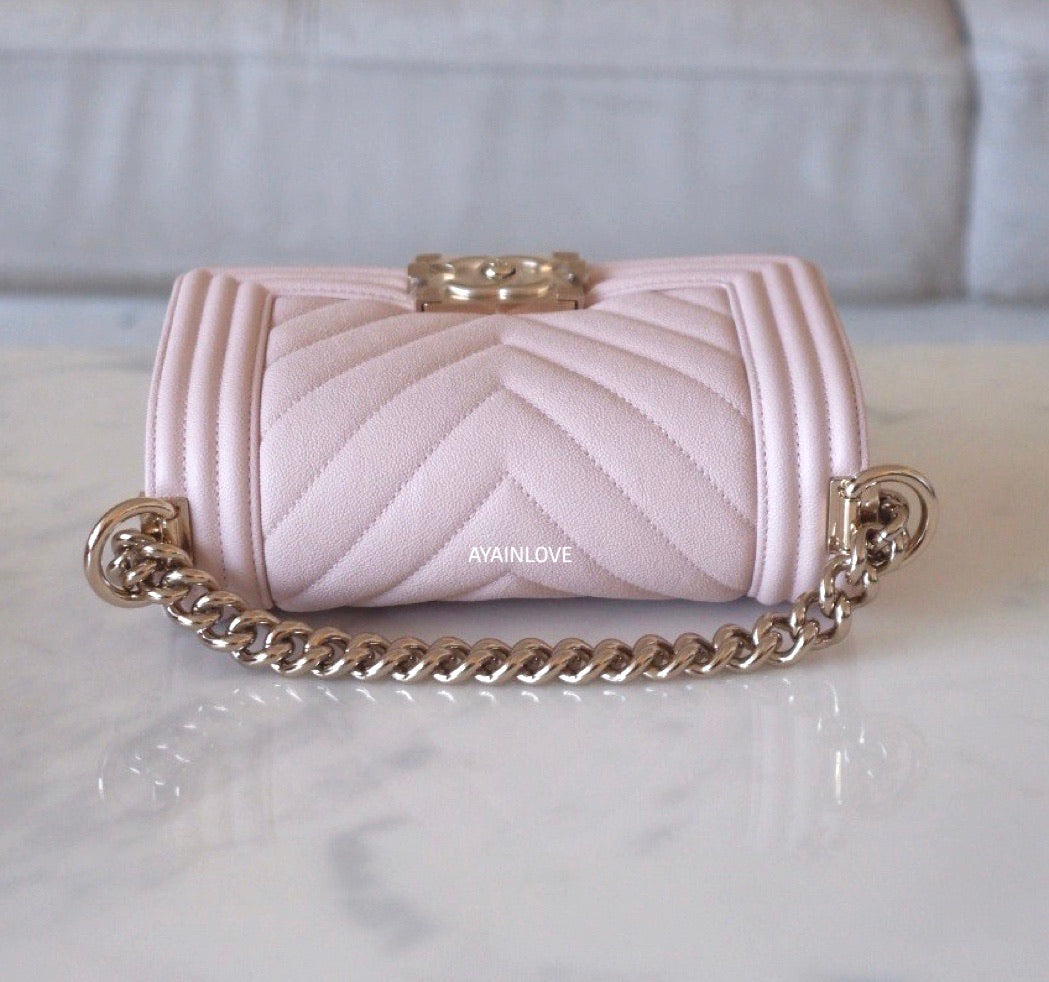 Excellent CHANEL 20A Pink Caviar Quilted Medium/ Old Small Coco Handle  w/Receipt