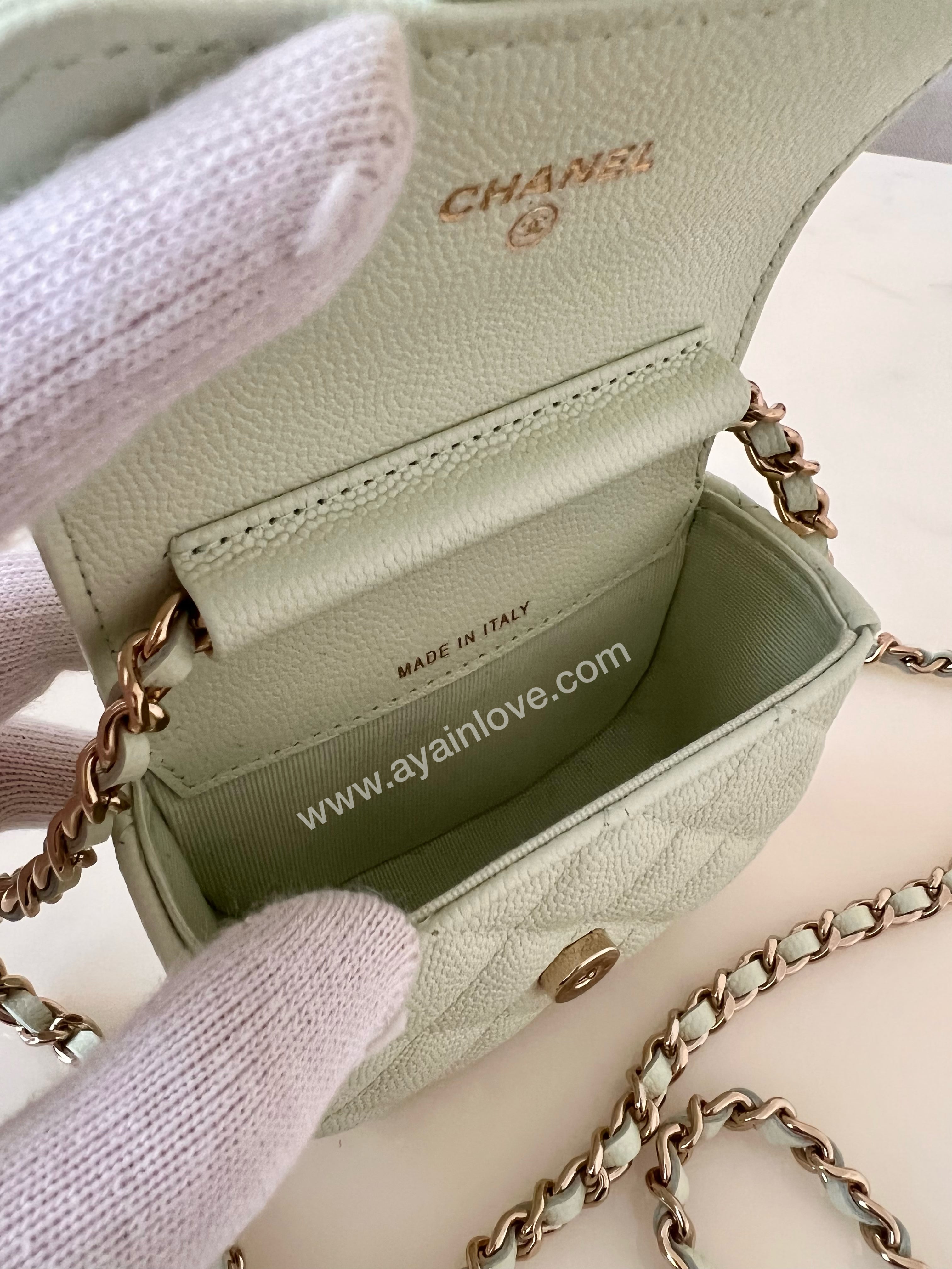 Chanel green store clutch