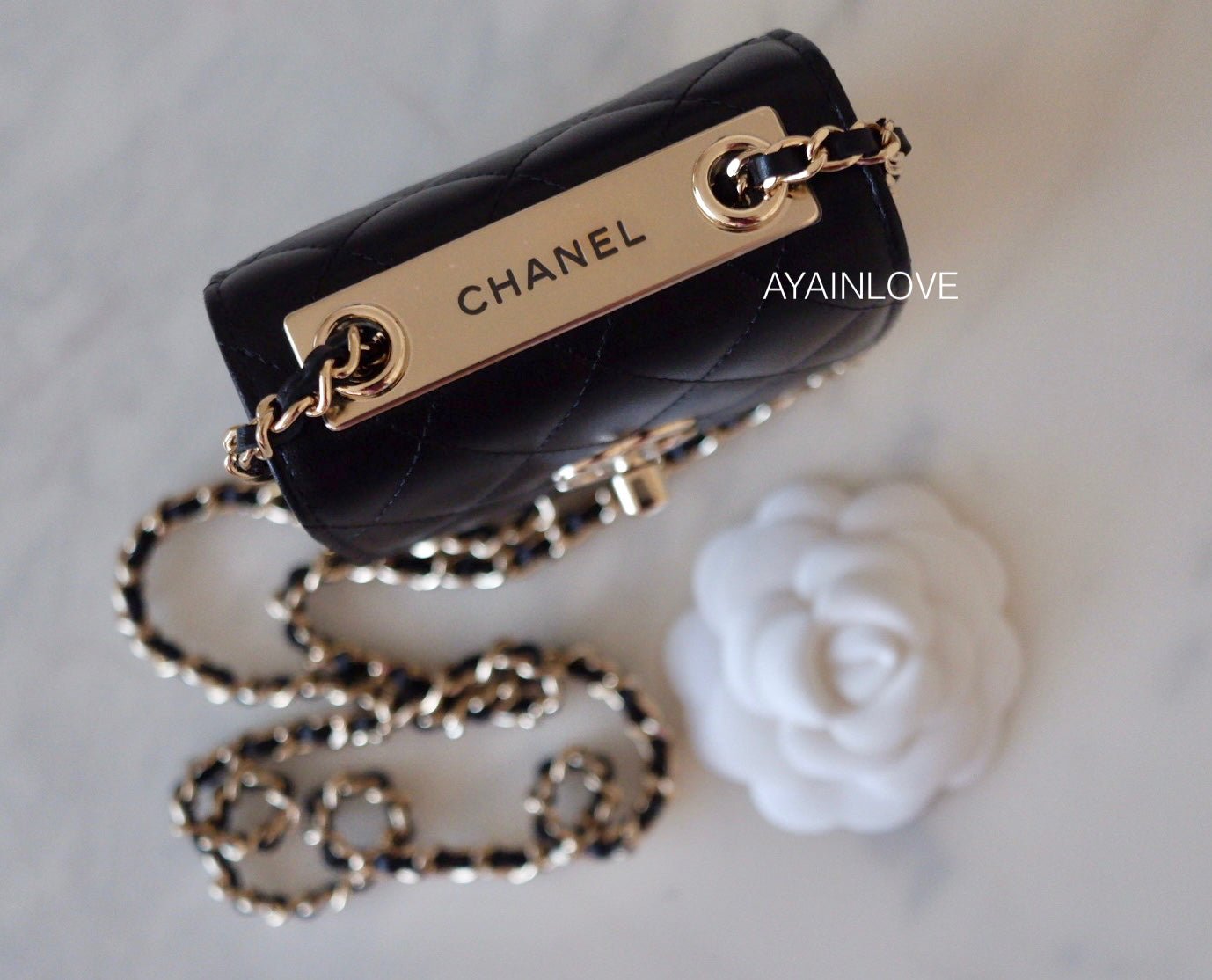 Trendy cc clutch online with chain