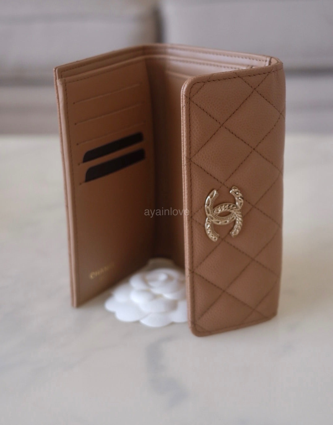 CHANEL 22K Caramel Dark Beige Caviar Medium Flap Trifold Wallet Oversized CC Light Gold Hardware