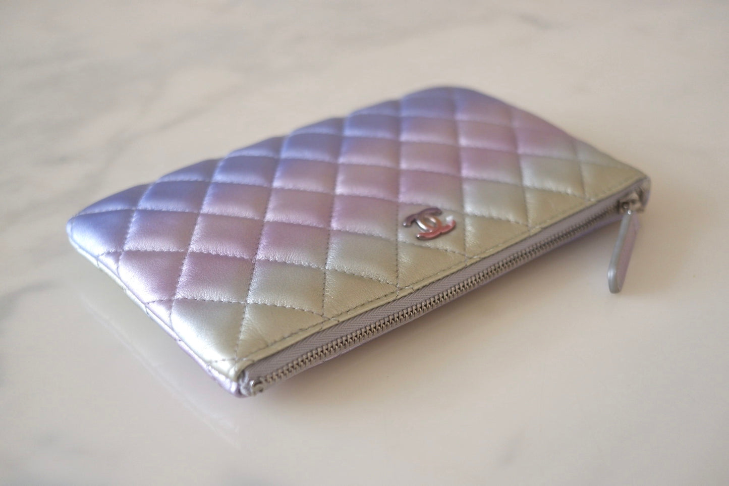 CHANEL 21K Iridescent Ombre Purple Calf skin Small O Case CC Rainbow Hardware