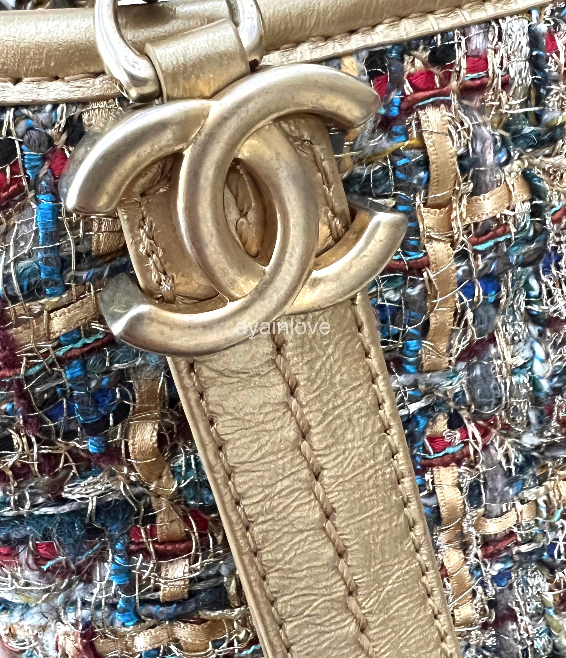 💟 [19K] CHANEL GABRIELLE Small Hobo Bag Goatskin PINK, gold silver  hardware 2019 bags MOD SHOTS 