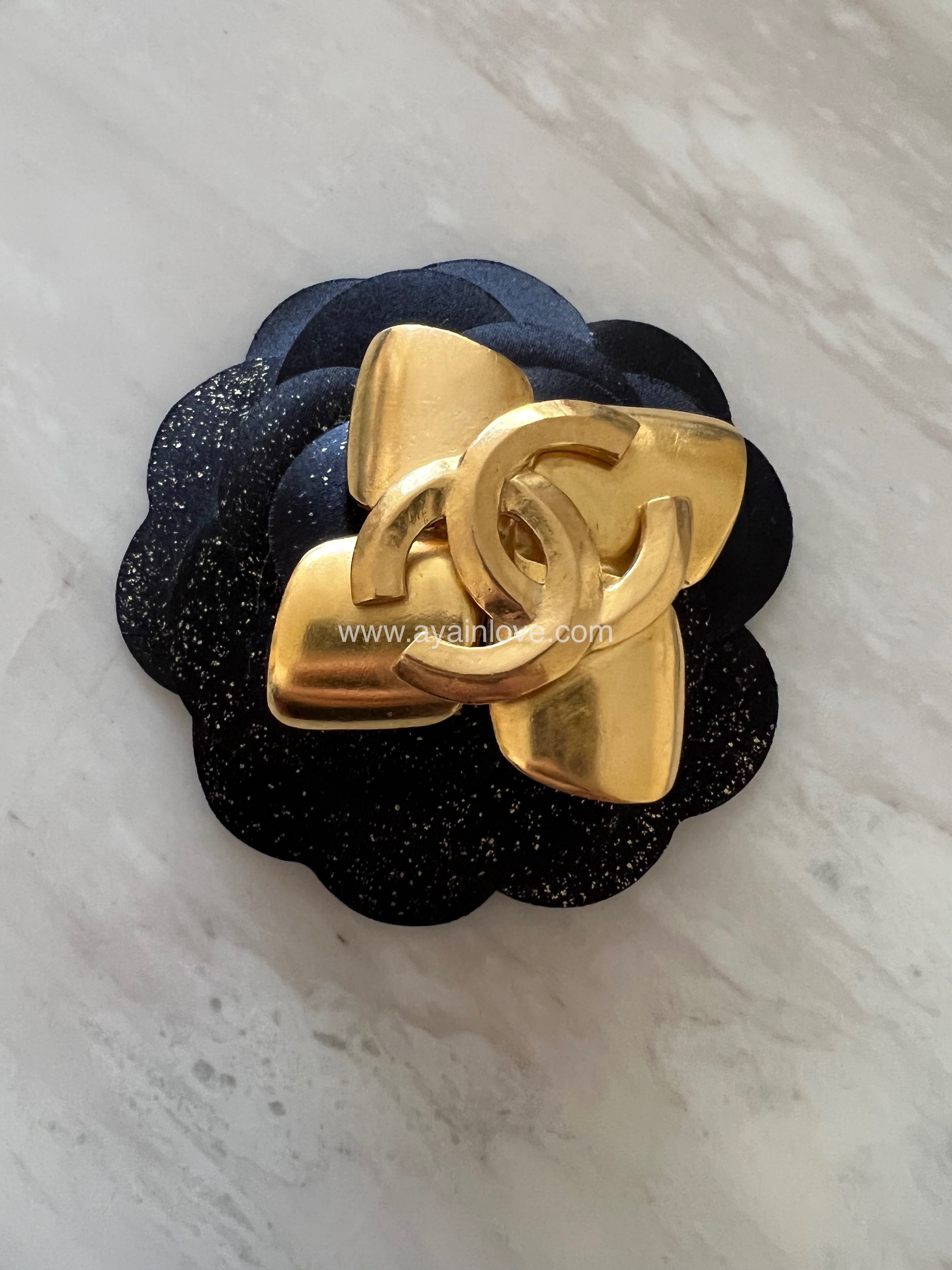 Chanel deals brooch vintage