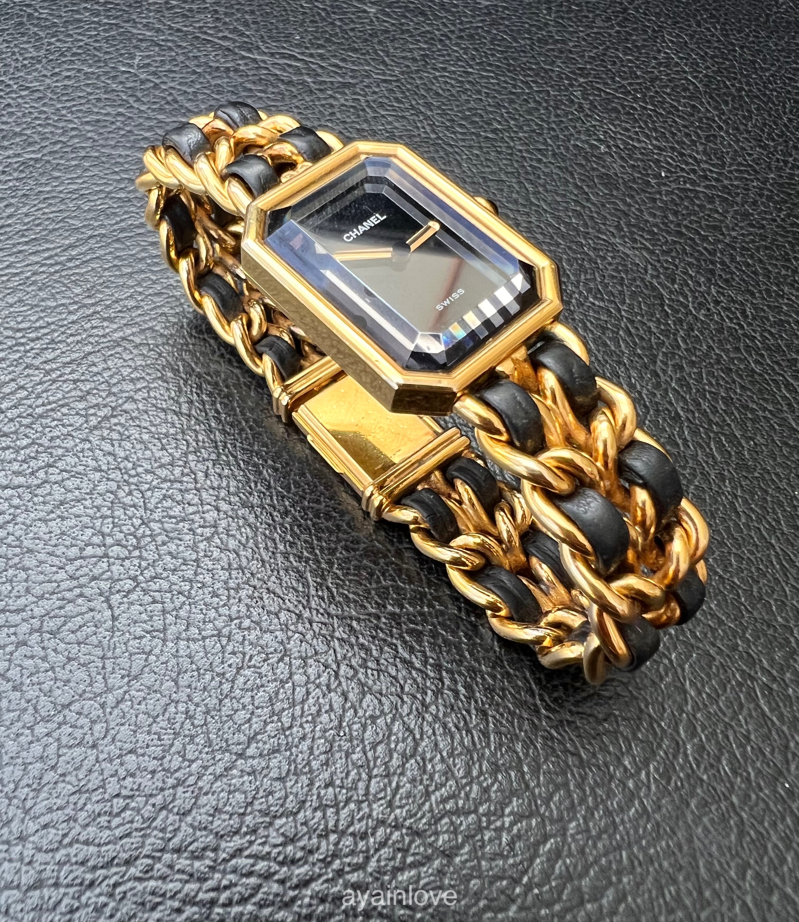 Iconic 'Première Rock' Lacquered Chainlink Watch | Authentic & Vintage |  ReSEE