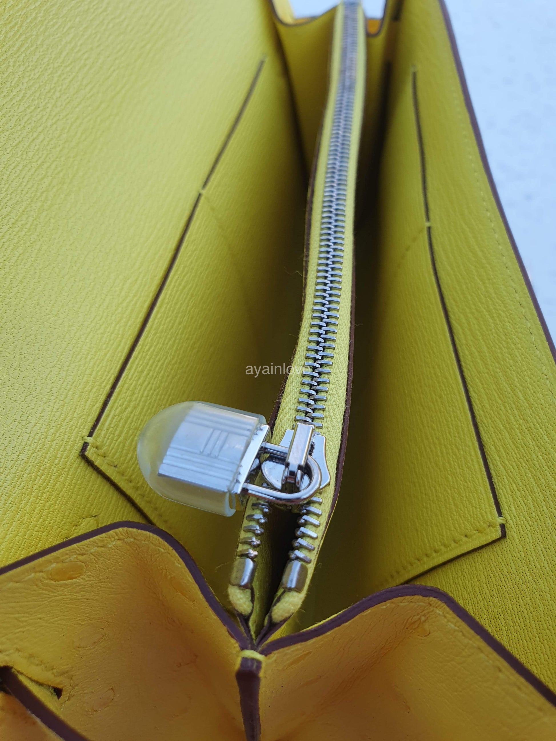 HERMES Kelly To Go 18 Clutch Ostrich Jaune Citron Paladium Hardware –  AYAINLOVE CURATED LUXURIES