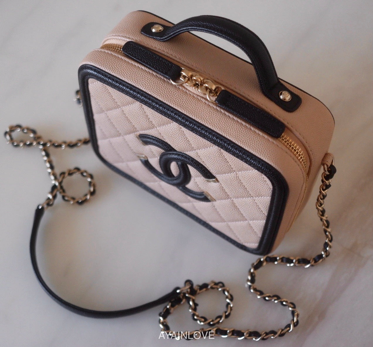 Chanel vanity case sale beige and black