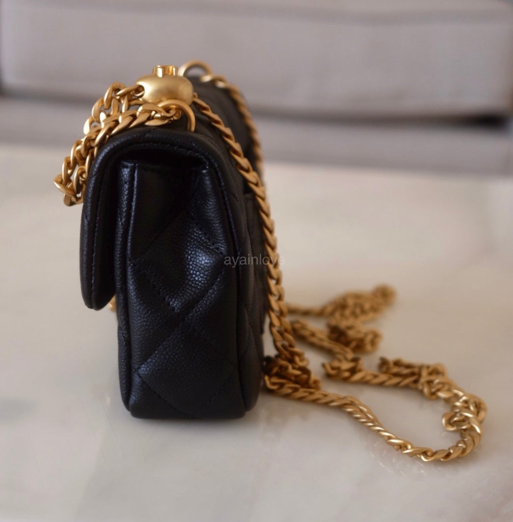 Chanel 23P Black Medium Hobo bag in Caviar