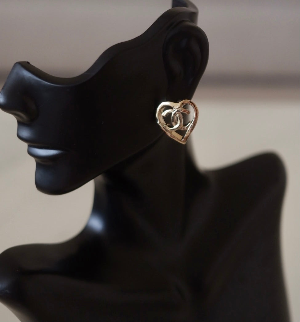 CHANEL 22P Heart Stud CC Earrings Light Gold Hardware