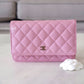 22C PINK CAVIAR CLASSIC WALLET ON CHAIN LIGHT GOLD HARDWARE *NEW*